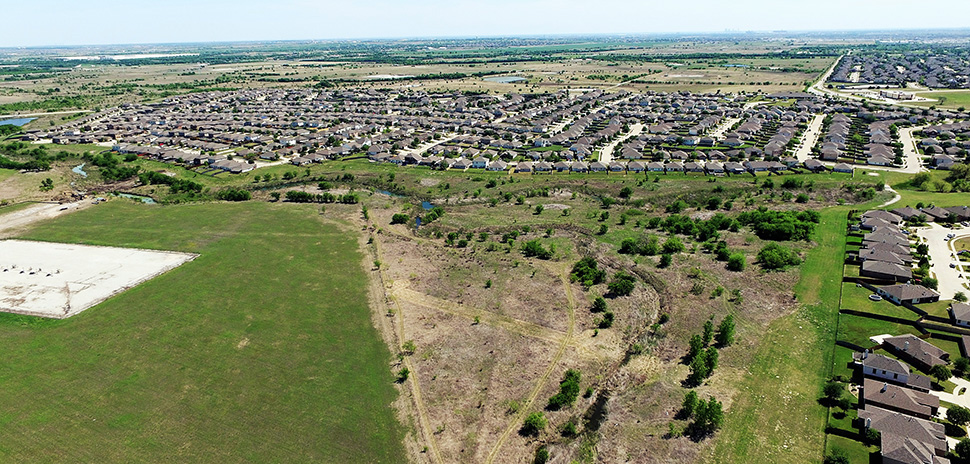 Serene Country Homes Group plans to add 2,385 homes to Sendera Ranch community.