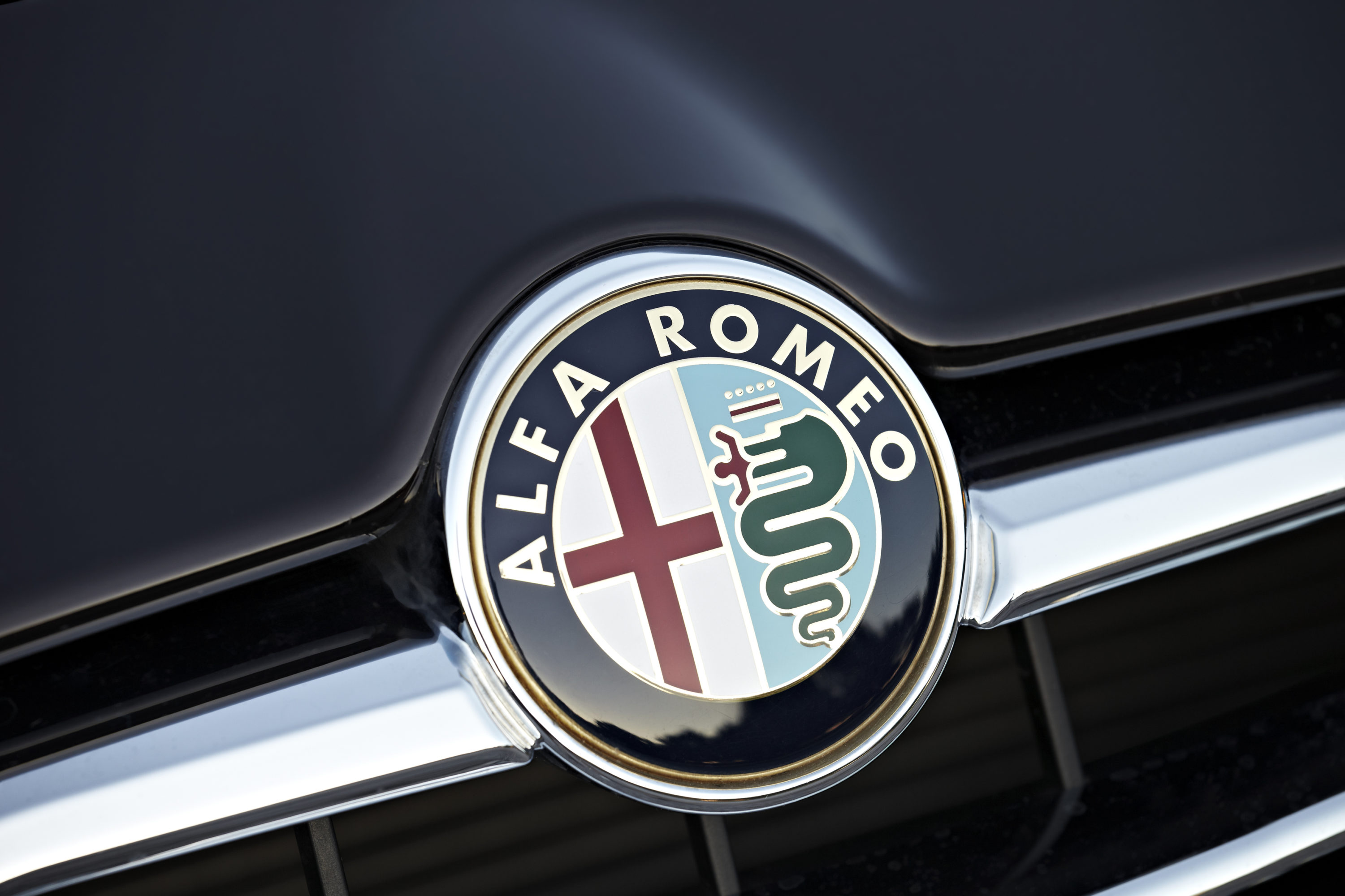 alfa romeo значок