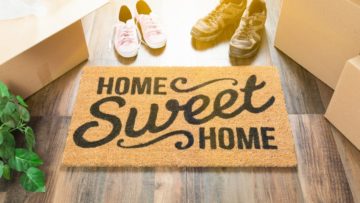 A new home-buying startup called Bungalo aims to streamline the process while providing an experience akin to buying a certified pre-owned vehicle, minus the haggle. [Photo: Feverpitched/istockphoto]