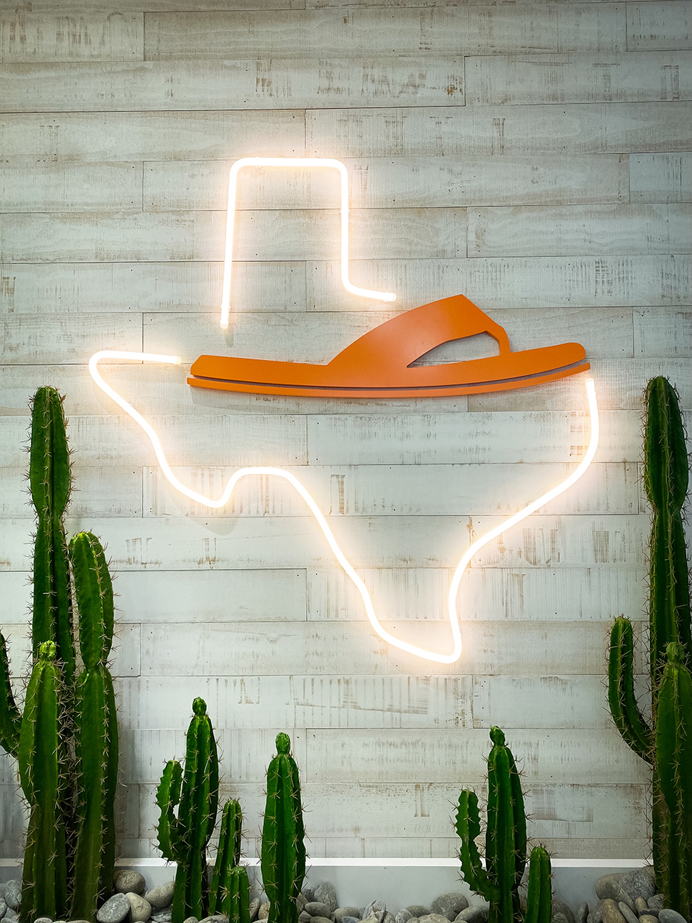 Innovative Spaces: Hari Mari Opens Flagship Store in Dallas' Knox ...