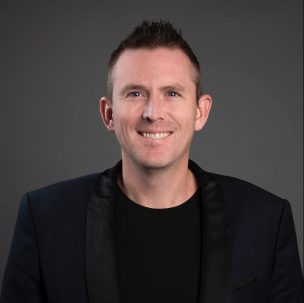 Sloan Dean headshot
